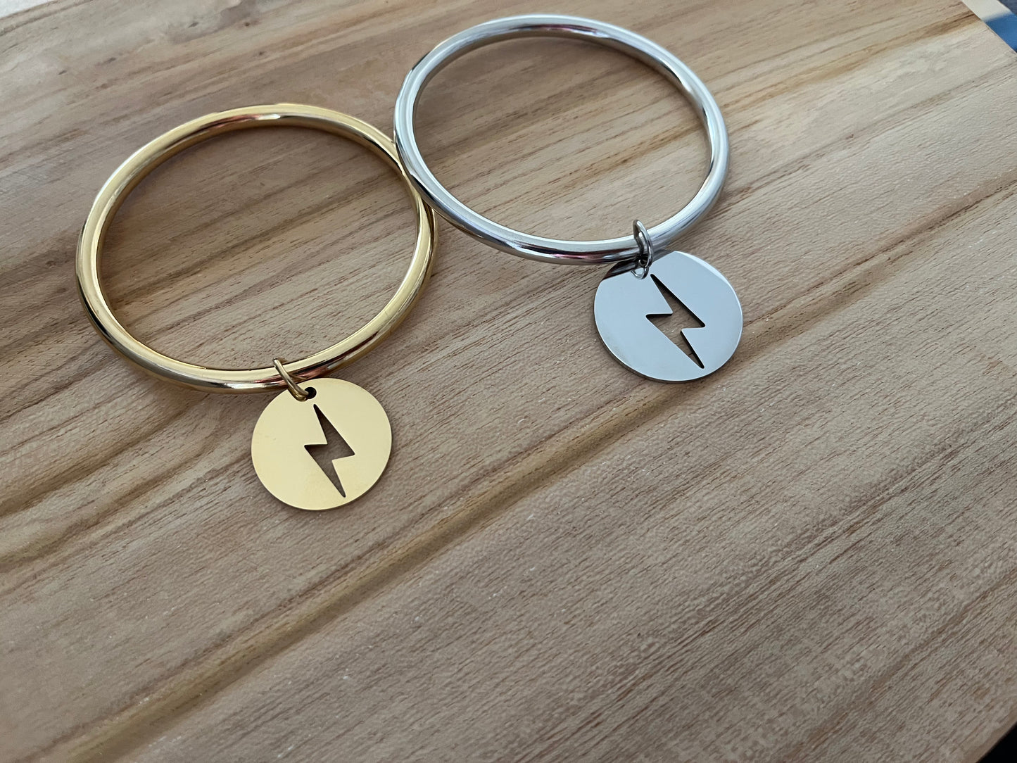 jonc maelle gros pendentif acier inoxydable doré ou argenté
