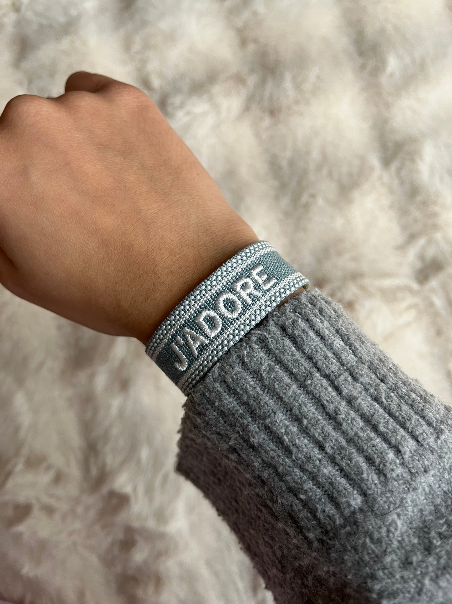 Bracelet tressé j’adore