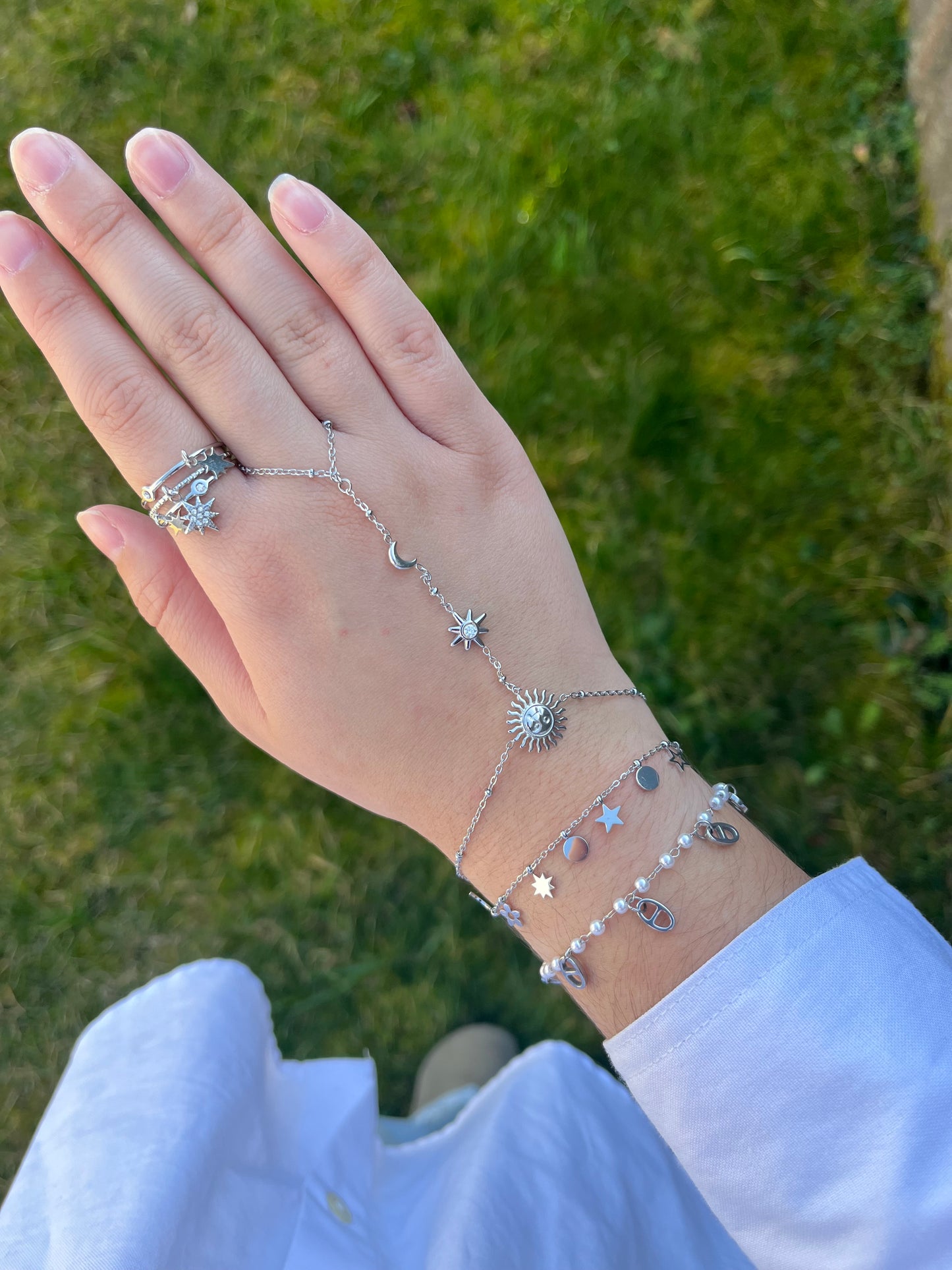 Chaîne de main SUNNY acier inoxydable argenté ou doré