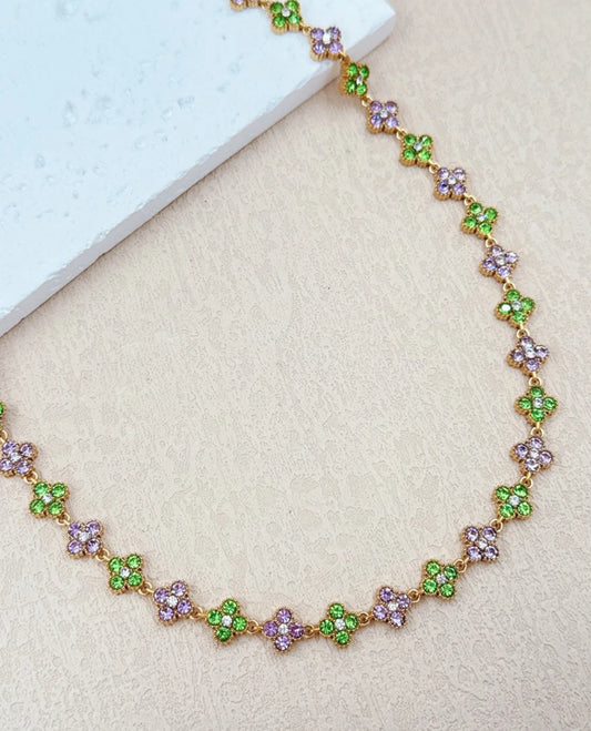 PRECOMMANDE Collier lilas vert irrésistible