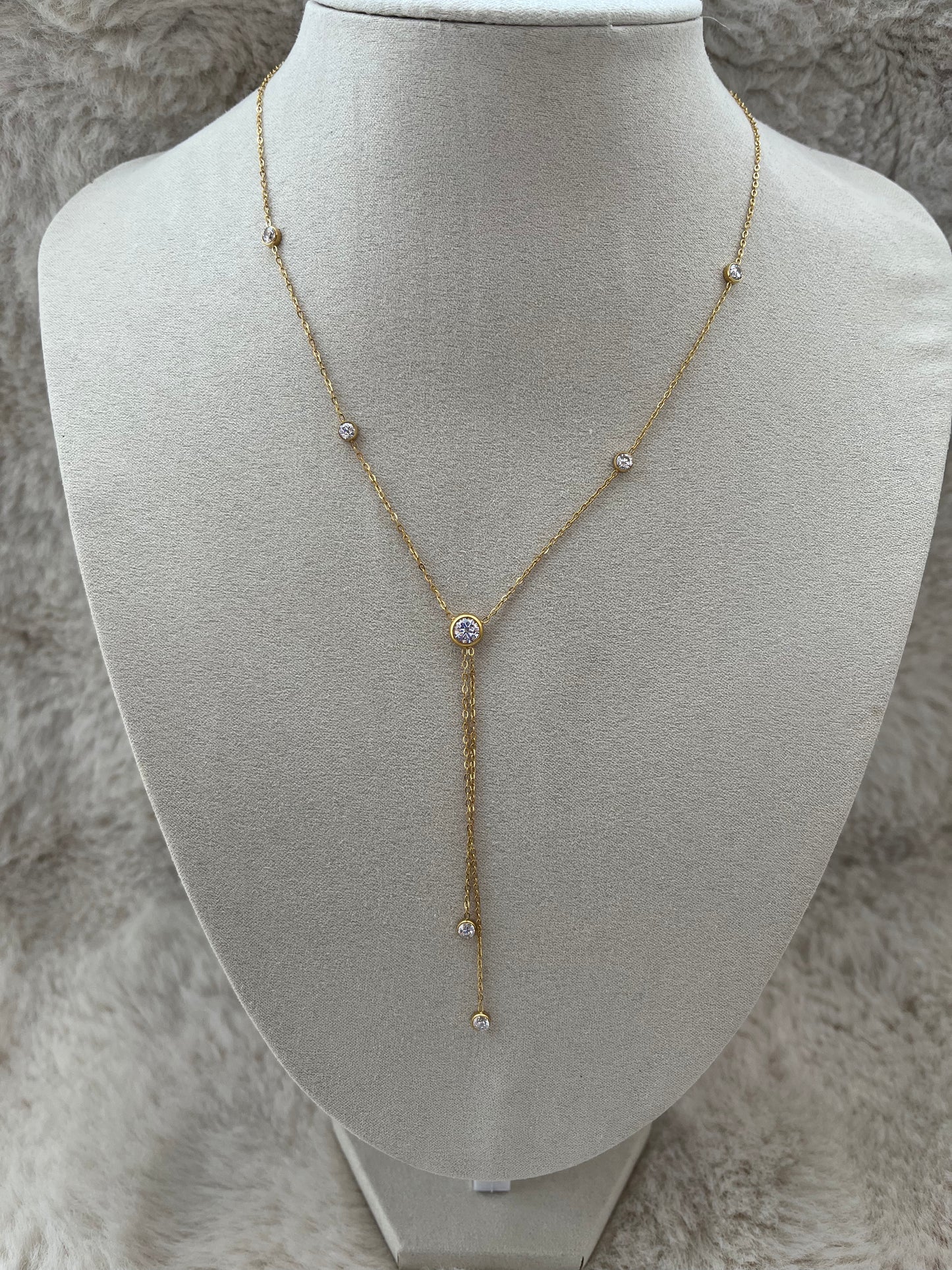 Collier AINA acier inoxydable doré ou argenté