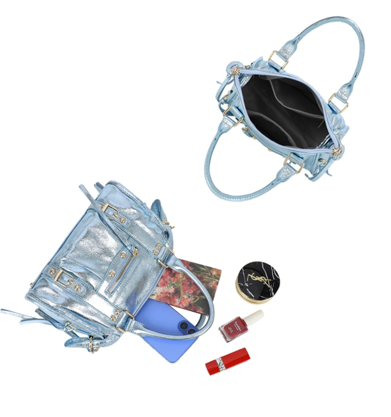 PRECOMMANDE Sac à main métallisé Cassandra Bleu